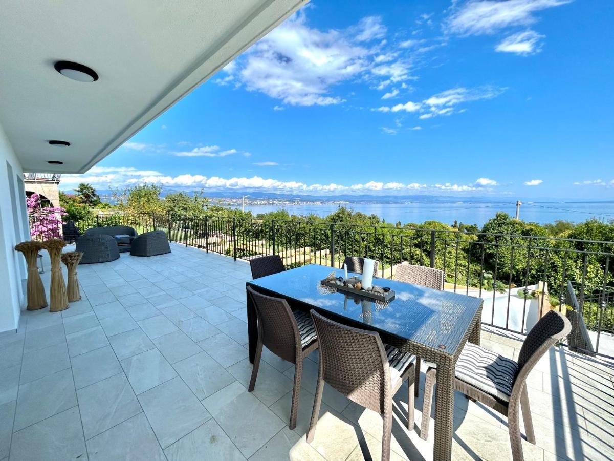 Villa Palma Ловран Экстерьер фото